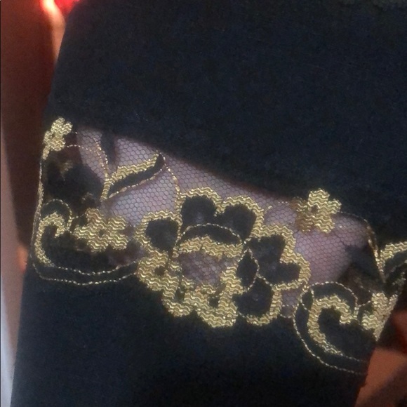 Jacket and matching purse , like new condition - Picture 8 of 9